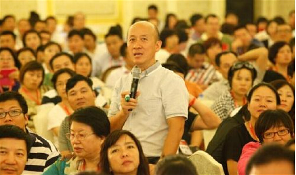 两种人的钱最好挣,穷人和富人的钱怎么赚