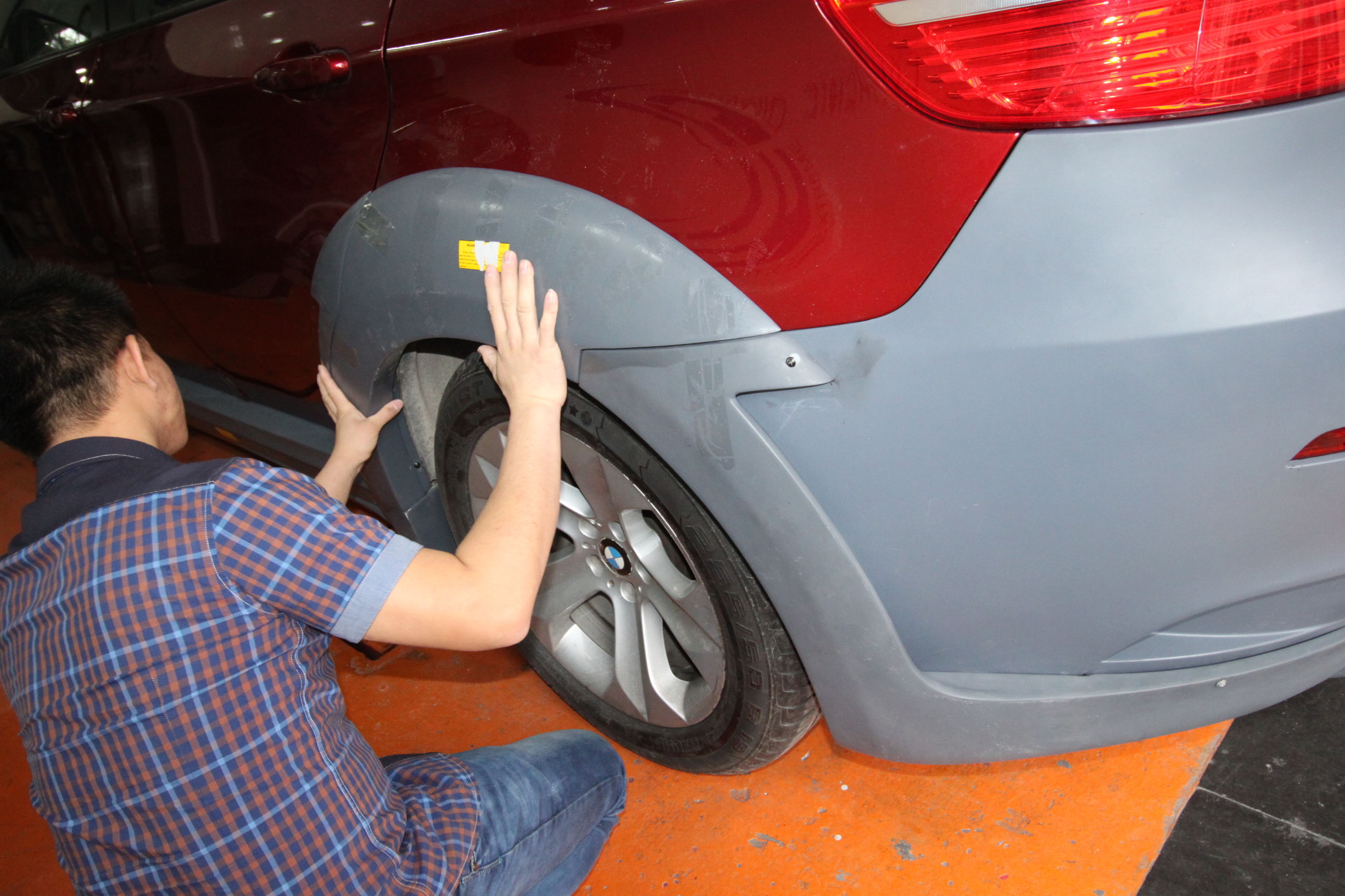 老款宝马x6改大灯和前后包围,宝马x6内外老改新改装案例