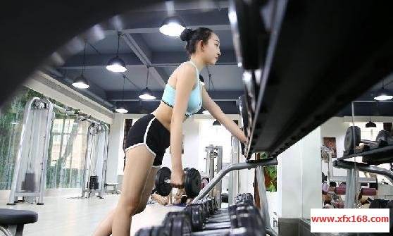 运动前如果饿了，该怎么办？