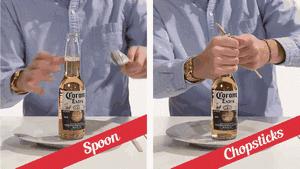 牙开瓶盖是怎样的风彩——潇洒不羁