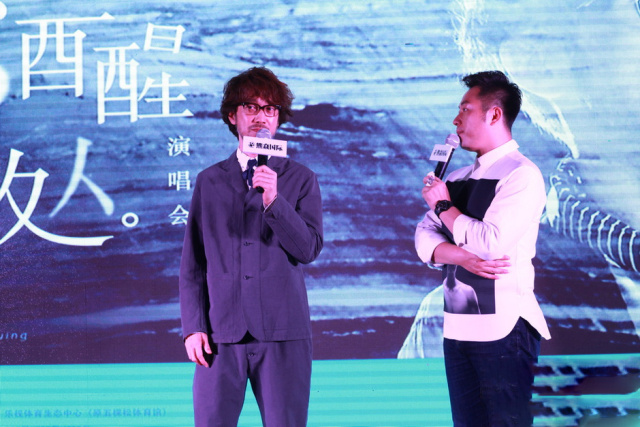 周传雄参加综艺节唱歌,周传雄爆火