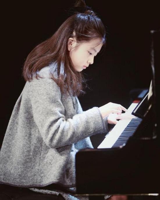 周传雄参加综艺节唱歌,周传雄爆火