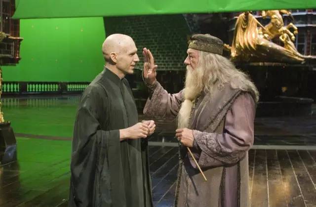 逗比老爷喜当爹，这才是DC的正确打开方式