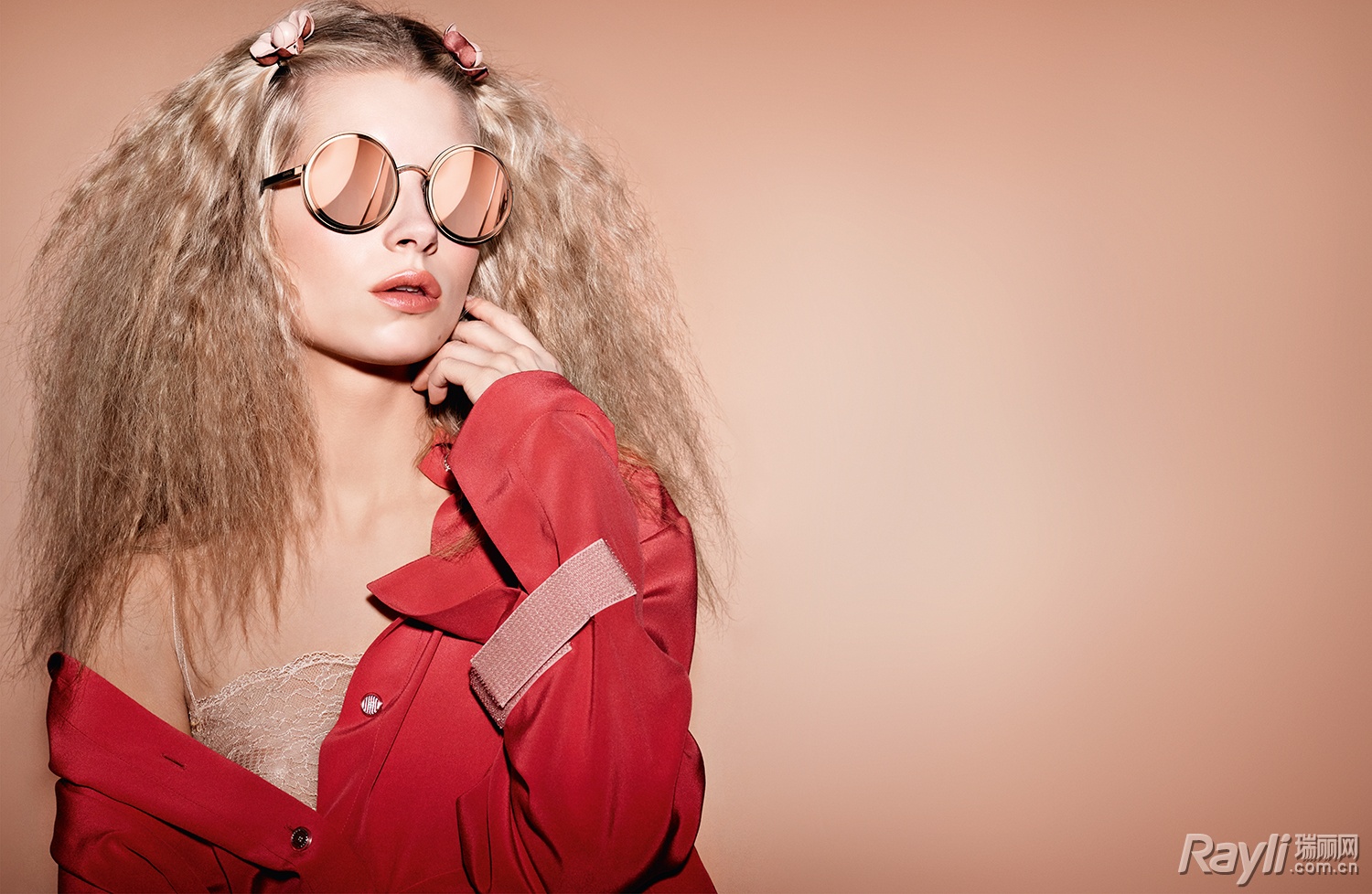 微整界杠把子大牌墨镜又搞事情