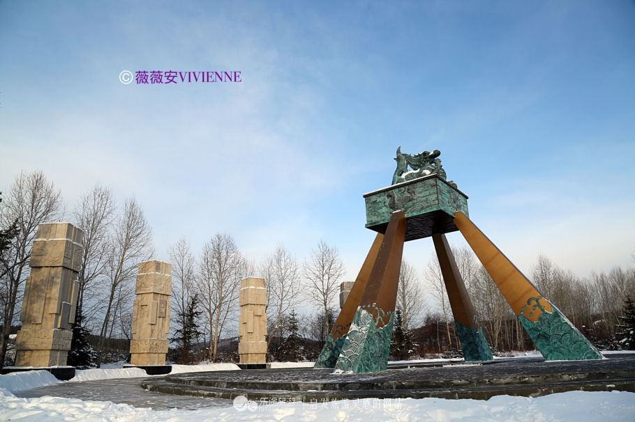 榆林到漠河北极村旅游,漠河北极村的标志石碑