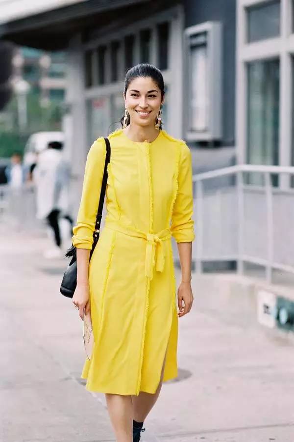 穿衣服一定要会打扮,如何选择自己穿衣服的颜色