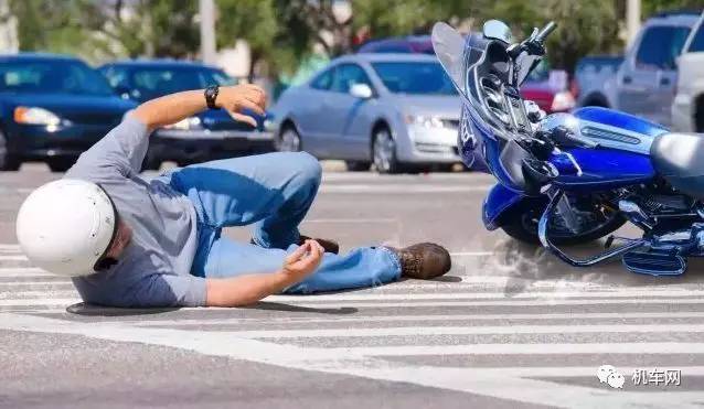 摔车一般多久好,摔车补救