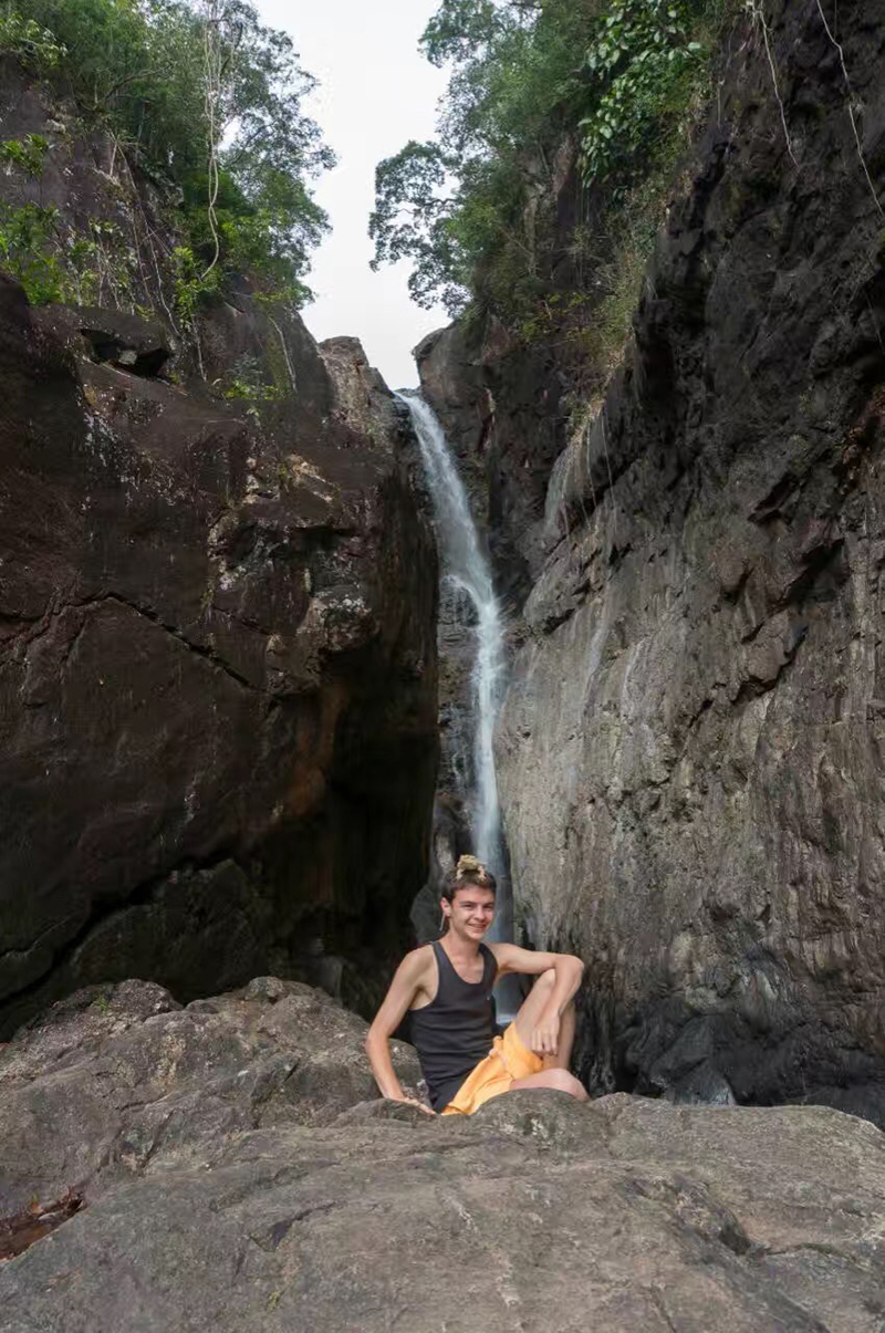 战斗民族精灵Nicker：生活不止魔兽，还有诗和远方！