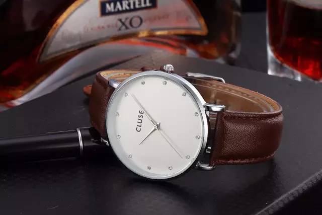 硬朗腕表低调男表,高档手表奢侈品男士