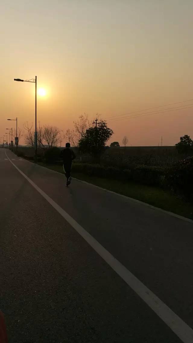 赛前预热｜阳山半马の参赛选手们，一起来拉个练吧！