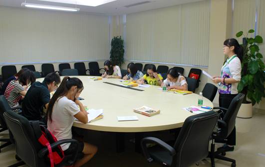 哪一类人适合留学,适合学习商务英语的美剧