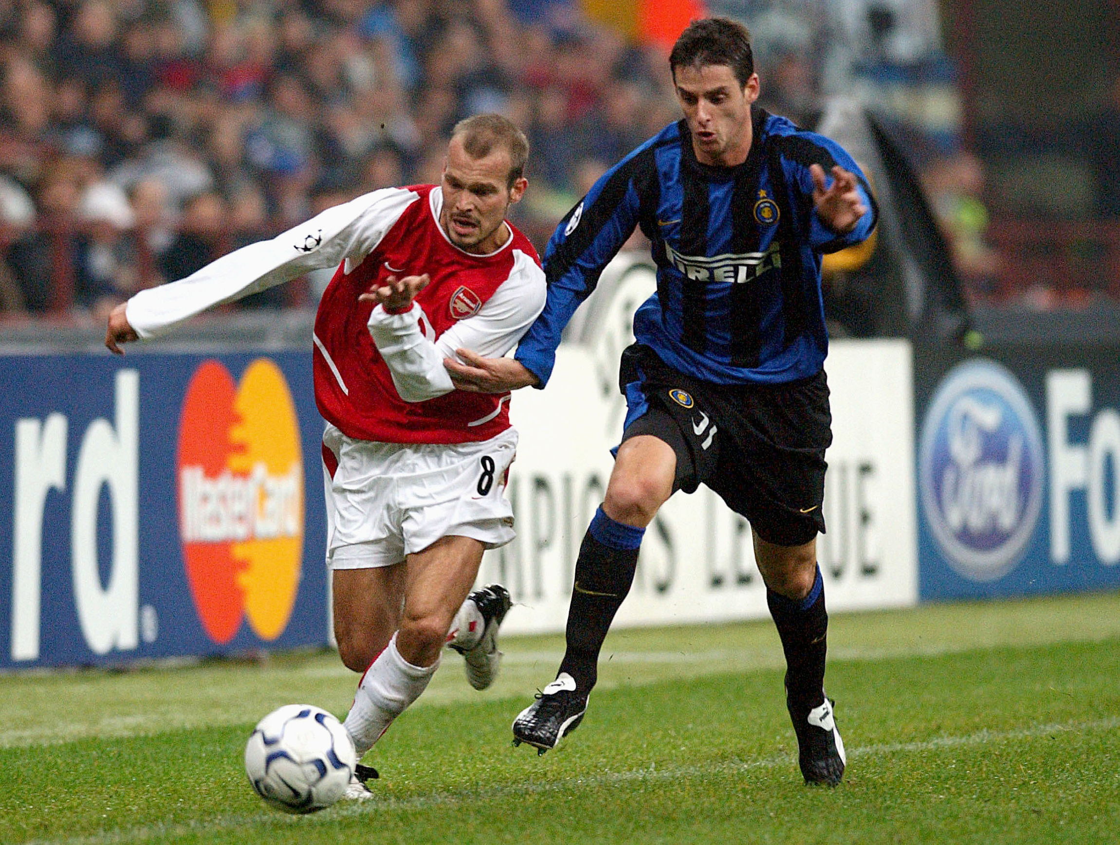 1比5，阿森纳重演了当初他们这个比分狂剁的国际米兰