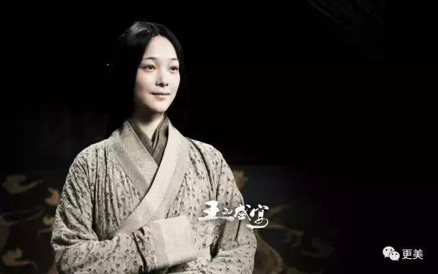 撞脸雪莉pk掉娜扎热巴成女主，如今却沦为恐怖片里的贞子