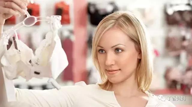 乳房变小松弛下垂怎么办,哺乳期乳房变小下垂怎么办