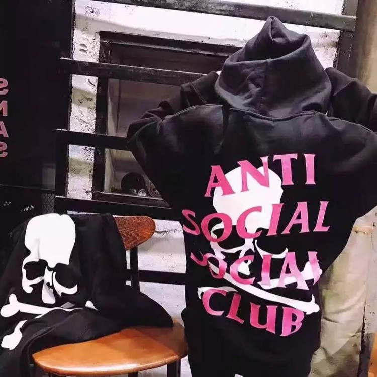 gd和侃爷照片,gd和侃爷都穿的靴子