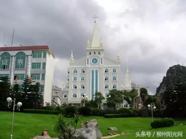 鏌冲窞鍗佷釜鍊煎緱鍘荤殑鍦版柟,娌绘剤鎶戦儊鐥囩殑鏃呮父鑳滃湴