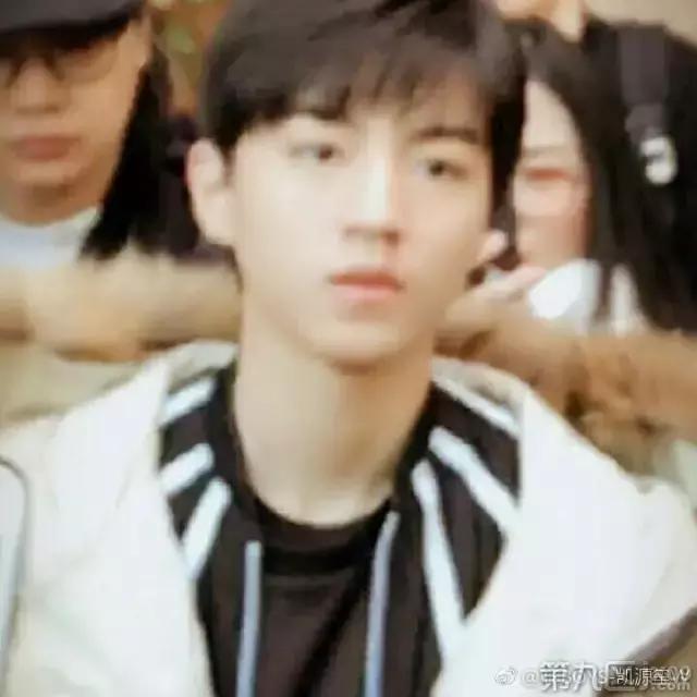 王俊凯、杨紫、张一山等10个大明星昨晚在嘉兴江南摩尔、八佰伴