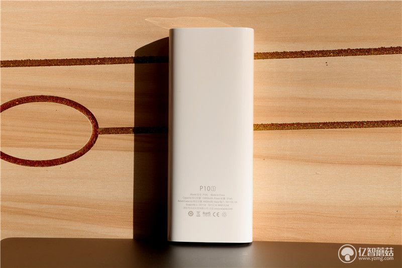 沃品和小米移动电源,沃品p10电池