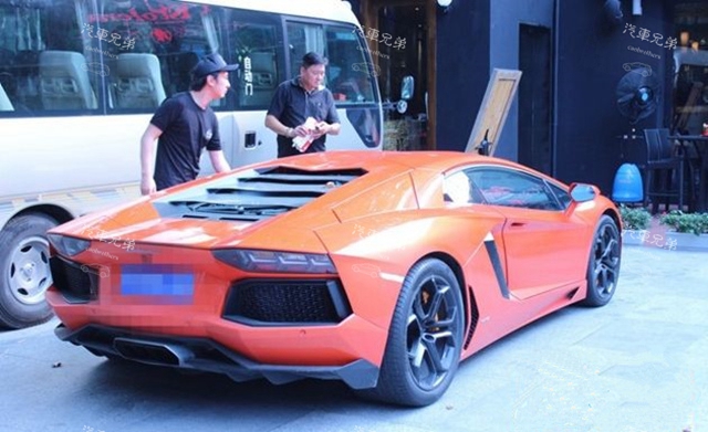 王思聪王健林海外项目,王思聪王健林买豪车