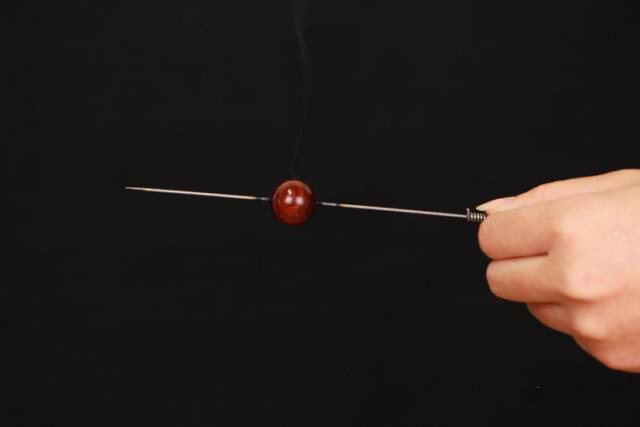 海南黄花梨紫油梨怎么鉴别真伪,紫光灯鉴别海南黄花梨真假对照图