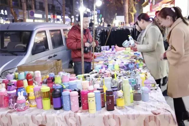 每一个与鱼化寨国际有染的人，都曾对这个小香港有难以言表的热忱