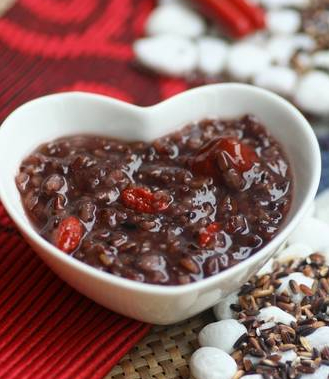 每天了解一种食材芹菜,每天了解一种水果