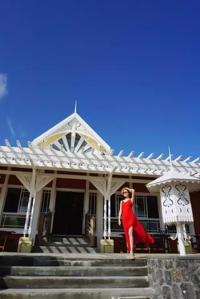 毛里求斯，拿水壶换保时捷的天堂