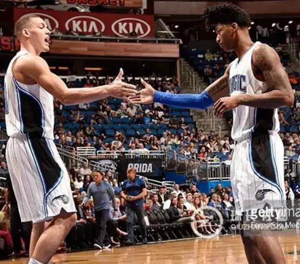 埃尔弗里德佩顿雷霆,埃尔弗里德佩顿魔术