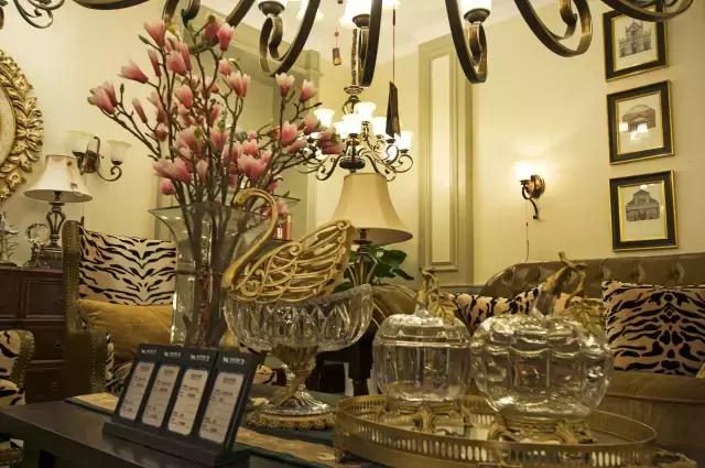 全新启幕·助力终端｜解读艾克诗顿品牌形象SHOW