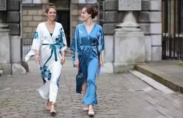 好闺蜜的穿搭技巧,闺蜜聚会这样穿一出现就惊艳全场