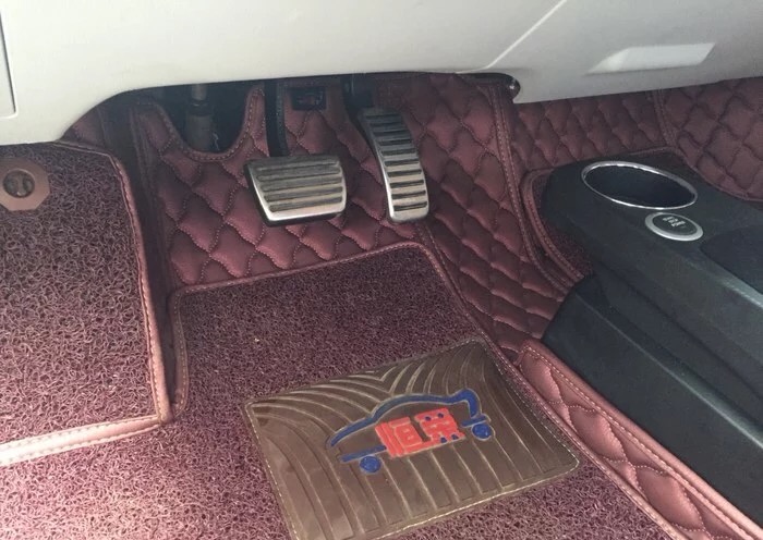 众泰电动车e200能干多少公里,电动车100元电费可以跑多少公里