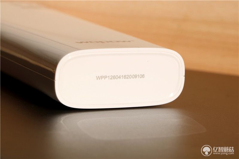 沃品和小米移动电源,沃品p10电池