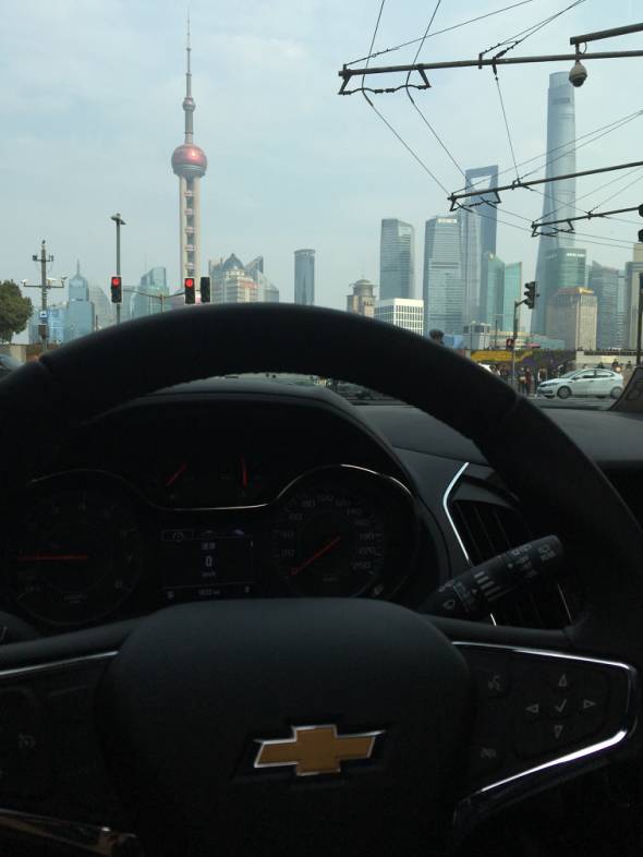 论操控性是suv好还是轿车好,二手科鲁兹两厢掀背最新用车感受