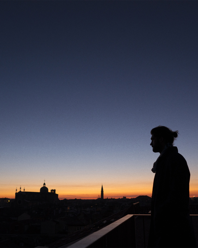 爱上旅行千山万水,爱上旅行爱上自由
