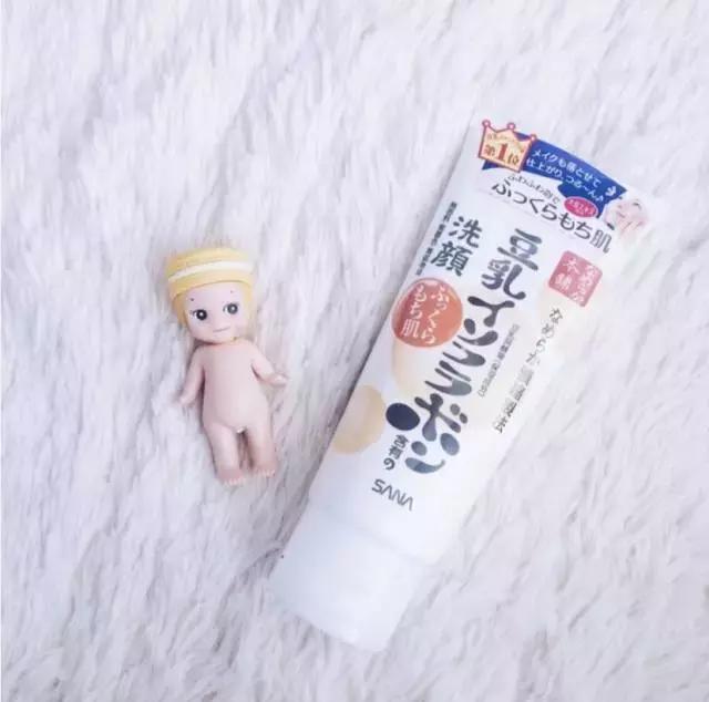 14岁少女用哪个牌子的护肤品,14岁适合用的大牌护肤品