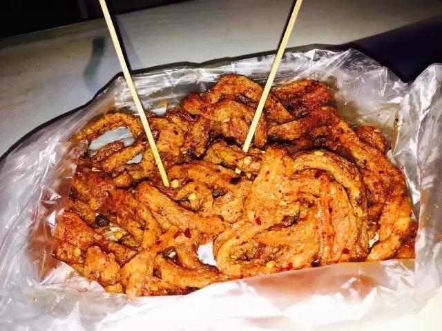 每一个与鱼化寨国际有染的人，都曾对这个小香港有难以言表的热忱