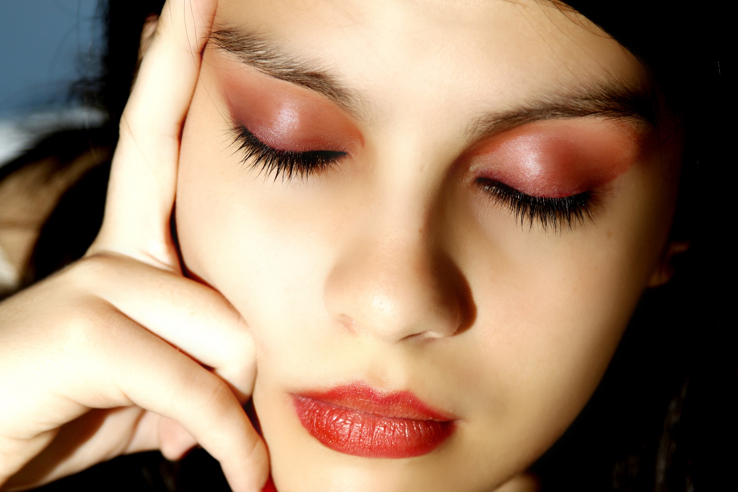 为什么会晕色,为什么会出现晕的感觉