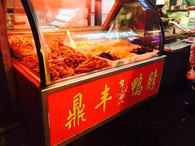 每一个与鱼化寨国际有染的人，都曾对这个小香港有难以言表的热忱