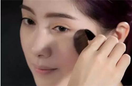 bb霜的正确使用方法用不用定妆粉,bb霜正确使用方法