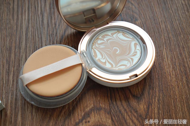 age20s爱敬精华粉底气垫 (age20爱敬水光遮瑕bb霜好用嘛)