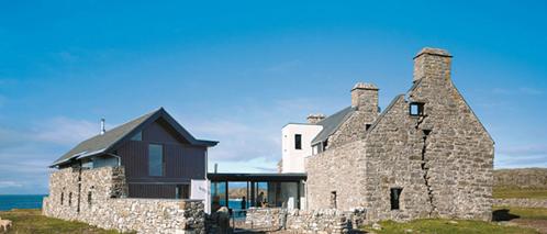 新加坡组屋“黄金梯”一夜爆红！居然只花了20新币就搞定？