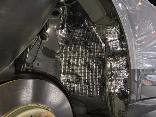 本田缤智跑高速是不是噪音超级大,缤智1.5和1.8哪个发动机噪音大