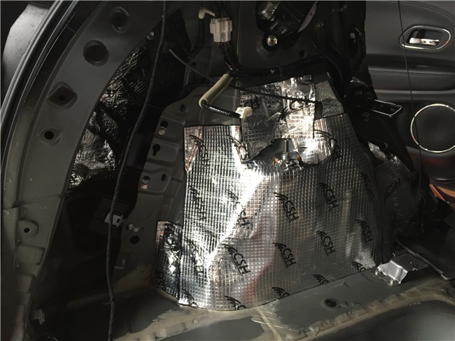 本田缤智跑高速是不是噪音超级大,缤智1.5和1.8哪个发动机噪音大