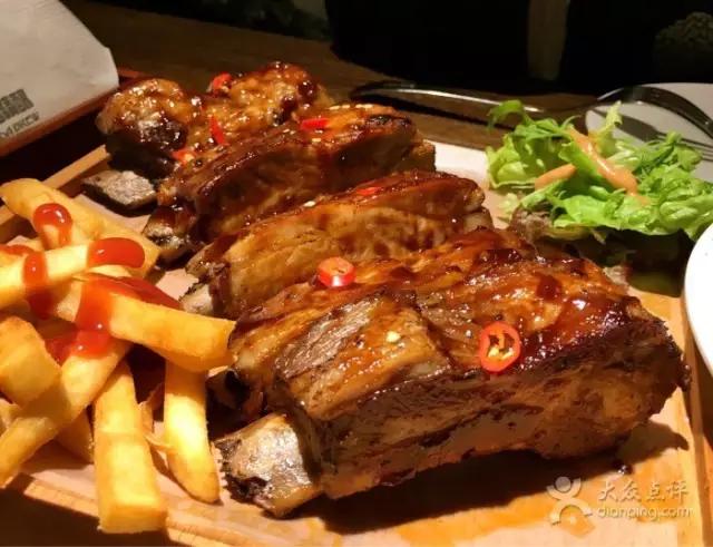 一天吃8顿算啥！回我老家青岛，带你吃上24小时！