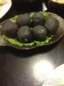 墨鱼汁面黑暗料理,吃到墨鱼汁会怎么样