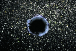 午夜听漏人上门，旧屋墙壁里渗出血来，险象环生