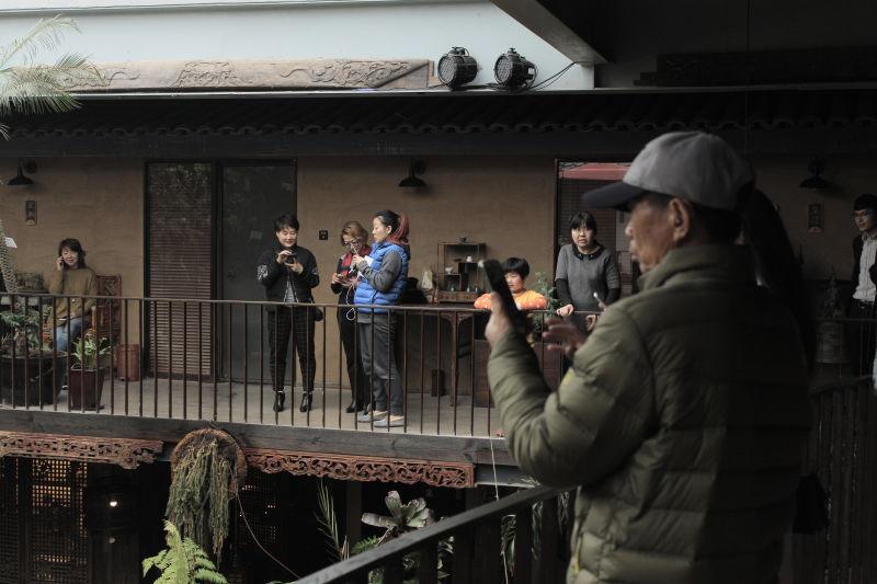 “环”遍岛城，“邮”人齐聚