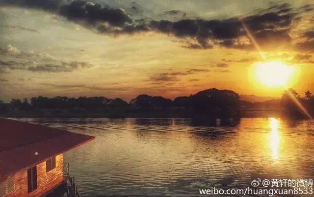 黄轩关心文咏珊,黄轩burberry