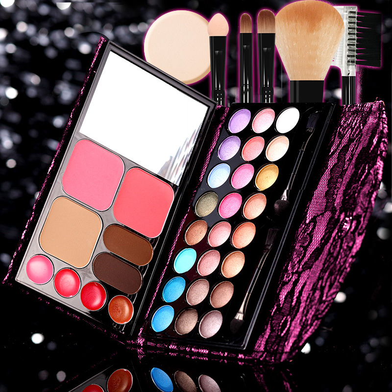 桃花妆眼妆技巧,桃花眼妆怎么打造