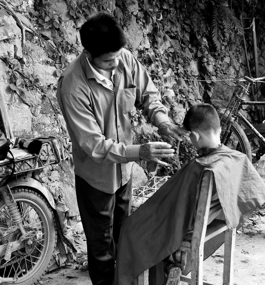 河南农村吓唬小孩的传说,农村骗子用小孩子骗小孩的视频